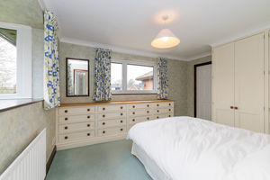 Bed- click for photo gallery